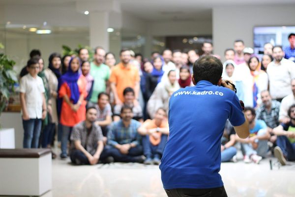 کادرو: رزرو عکاس و فیلمبردار - شخصی و تجاری